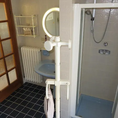 Nobles Sea View Apartment